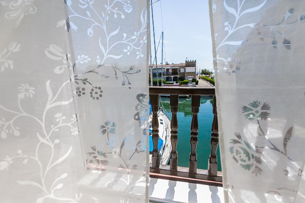 הוילה אמפוריבראבה Vista Roses Mar - Casa Pescador מראה חיצוני תמונה